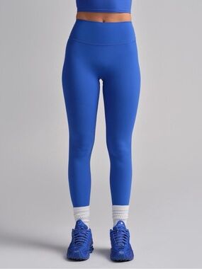 High-Waist Active Leggings in Bright Blue